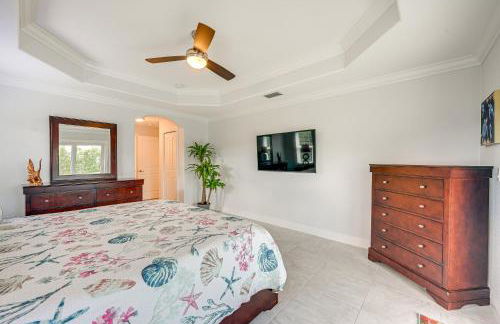 Hot Tub and Lanai! Marco Island Home 2 Mi to Beaches - Foto 11