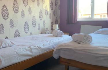 Huntingdon walk to town centre, cosy, Free parking - Foto 14