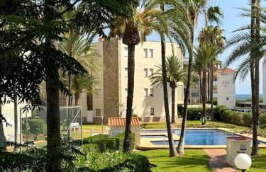 Increíble piso a pocos metros del mar con piscina - Foto 29