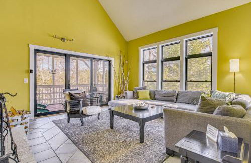 Groups Welcome! Lakefront Gem with Dock in Greenwood - Foto 7