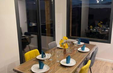 Spacious house with stunning views Puy-Sanières - Photo 5