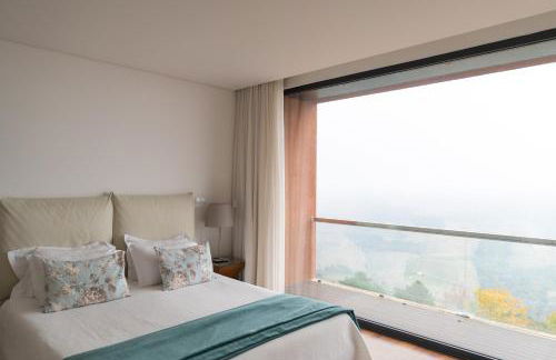 Spacious Villa with Private Pool & Garden in Douro, by Hopstays - Foto 38