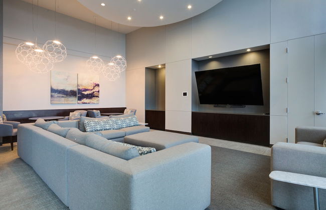 Mint House Houston – Medical Center - Foto 42