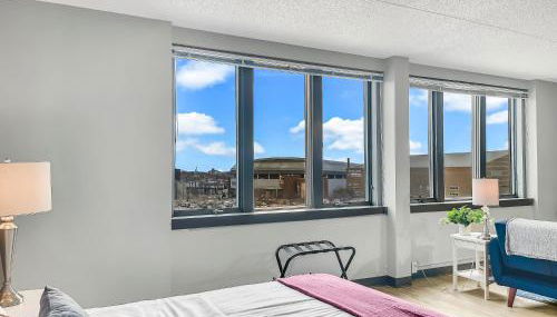 Modern Studio - walk to Wells Fargo Arena - Photo 5