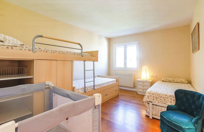 Just 10 Minutes From Sitges, House With Private Garden and Pool- - Foto 13