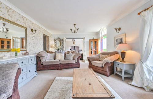 Polean Farm Old Farmhouse - With Large Jacuzzi, Games Room, Near the Sea and with Free Access to a Nearby Pool - Foto 25