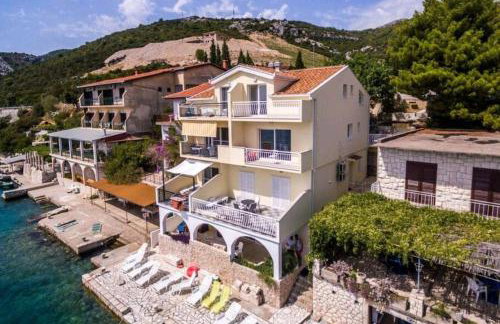 Mirta's apartment, 5m from sea - Photo 10