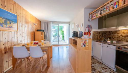 Petit Montagnard - WIFI - Parking - Terrasse - Foto 4, stove, dishwasher