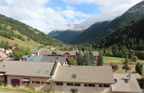 Le Studio du Queyras avec vue sur la montagne - Photo 13