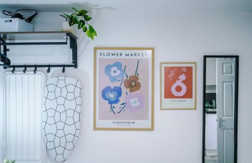 Jephsons Lodge Studio 4 - Free Parking, WiFi, Netflix & Prime, Cosy Basement Studio - Foto 22