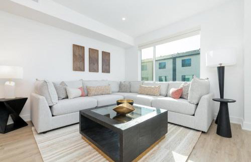 NEW Townhome-River Trail-Las Colonias-Dtown GJ! NO XTRA FEES! - Foto 1