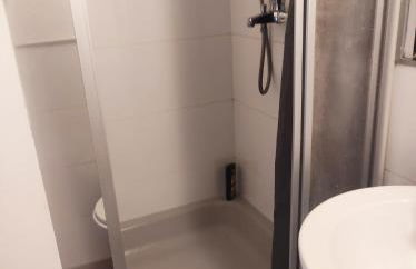 Moderne Studio Apartments und 120qm Wohnungen in Oberhausen, ideal für Geschäftsreisende und Monteure - Foto 14
