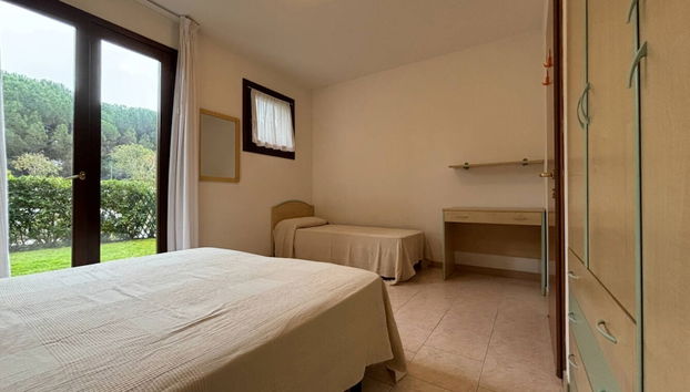 Flat for up 7 Guests in Residence With Pool - Foto 3, Habitación