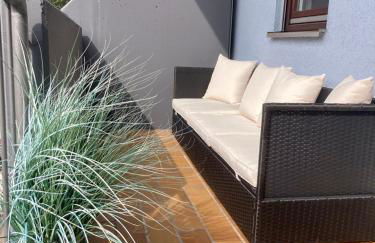 Living at Saarpartments -AdultsOnly- 2 Bedrooms, Kitchen - Business & Holiday Apartments for Long- and Short term Stay, 3 min to Train Station, Secure E-Bike Parking! - Foto 19