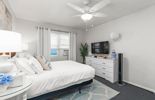 Bayfront 1-BR with Stunning View Steps to the Sand - Foto 12