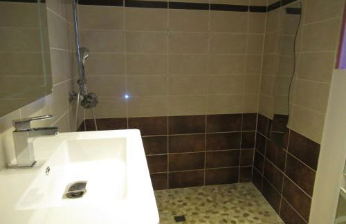 maison ancienne rénovée tout confort - Foto 20