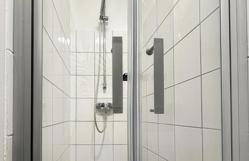 Gruppen Oase München Kino, Billardtisch & 17 Betten - Foto 37