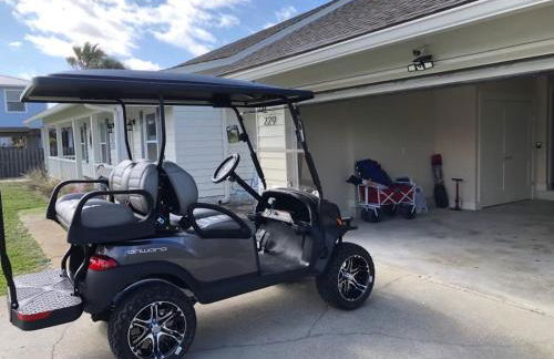 Southern Mermaid Cottage- Pet Friendly Fenced - Photo 34