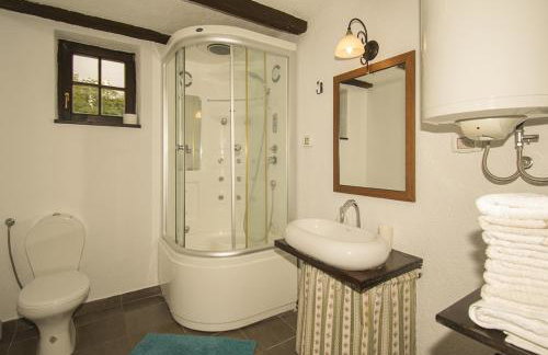 Peaceful Villa with Pool & Sauna, La Casa di Kyra - Foto 40