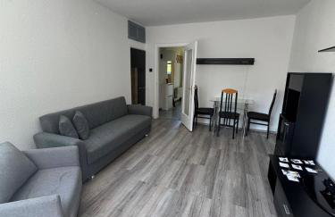 Airport Hamburg Apartment - Foto 7