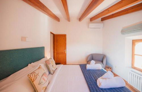 Villa renovada vista al mar y piscina climatizada - Foto 42