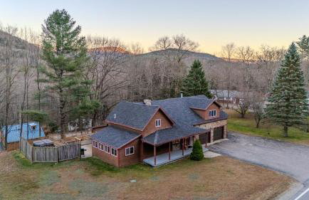 10 Min to Loon-Hottub-Pet Friendly-EV Charger - Foto 38