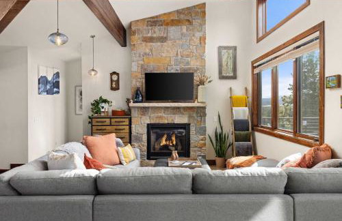 Ridge View Retreat - Panoramic Views and Hot Tub - Foto 13