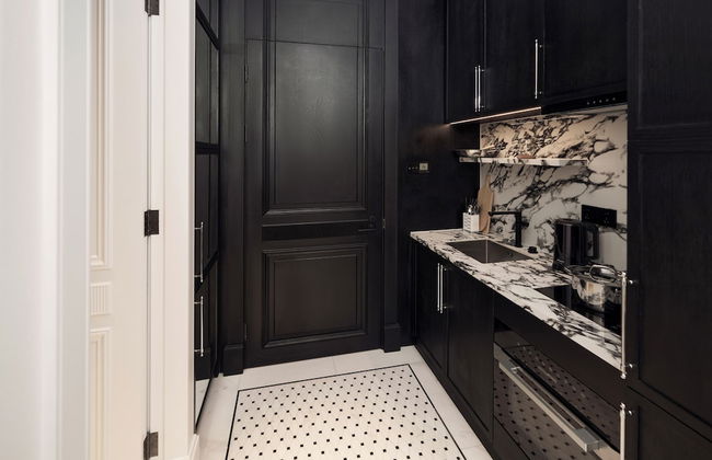 OPARTMENT The Far Eastern Hotel - People's Square - Photo 31