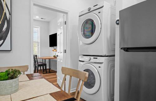 Central Lawrenceville 3 Spacious and Modern Two Bedroom Apartment with Free Street Parking - Foto 18