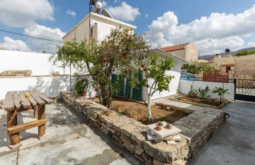 Iliopetra Studio - Photo 27