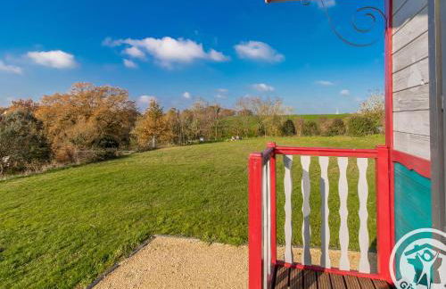 Roulotte climatisée avec piscine et jardin - FR-1-622-54 - Photo 19
