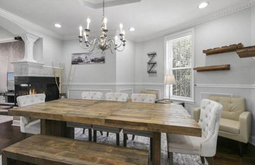 Capitol Hill Stay Like No Other - Photo 25