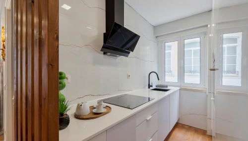 Live in Setúbal I - Foto 4, stove, minibar