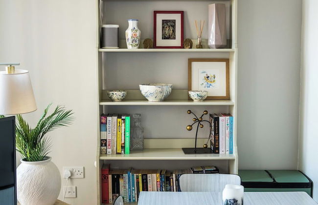 Shiny & Comfy stay with Underground links nearby! - Photo 12