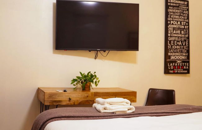 Jefferson Home Room 3 - Photo 3