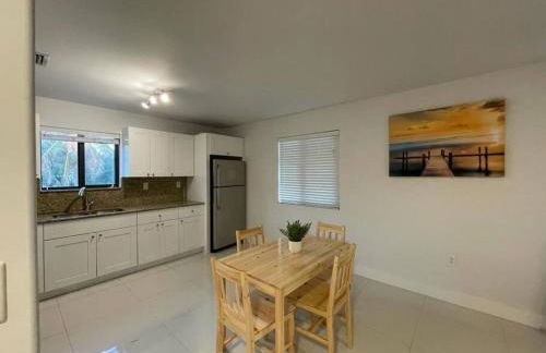 Little Habana Aparts close to Calle 8 - Foto 26