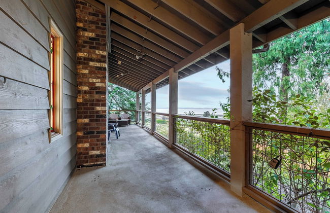 Windswept by Avantstay Water Views, Covered Deck, Walk to the Beach - Photo 39