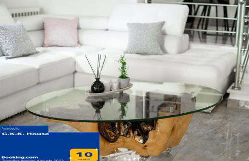 GKK House private swimming pool luxury house - Foto 11