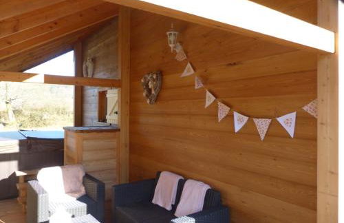 Chalet avec Jacuzzi et Piscine, déco soignée esprit cocooning - Foto 7
