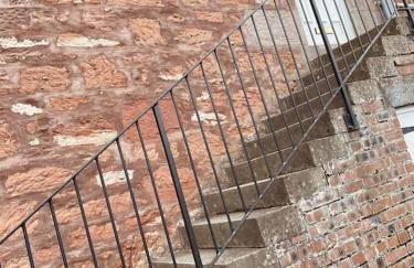 The Ramblers Rest - whole apartment - pet friendly - close to amenities and walks - Photo 22