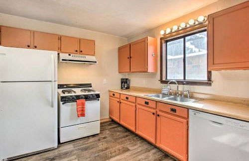 Cozy Red River Condo - Walk to Chair Lift! - Foto 10