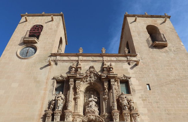 Secretos autoguiados de Alicante Exploración Juego - Foto 4