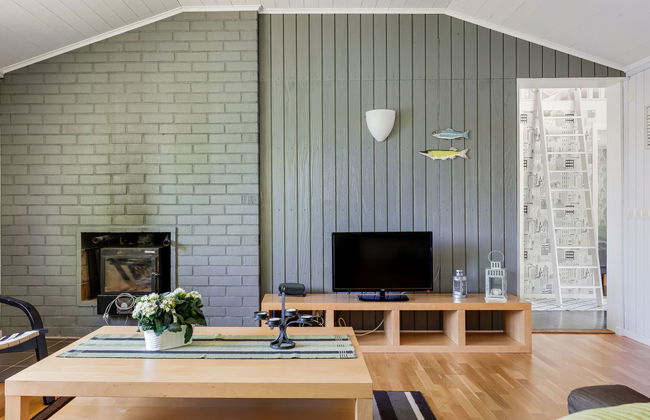 3 bedroom House in Asarum with garden and terrace - Photo 12