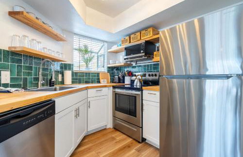 2BR Beach Getaway - Pool Gym Near Space Coast - Foto 15