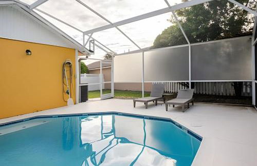 10 Minutes to Disney Pool Home *Renovated* - Foto 5