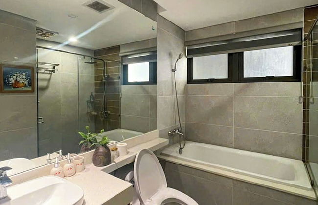 Armin Homes 3BR Wabi Sabi Apt Ecopark - Photo 15