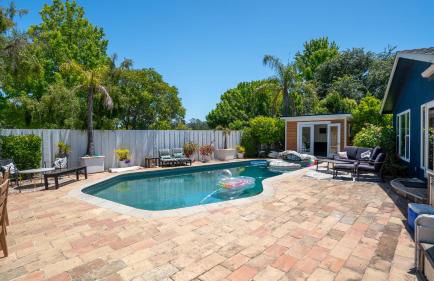 Family Friendly 3bed ,2bath Pool, Hot-tub, Cold Plunge, Sleeps 8 - Foto 12