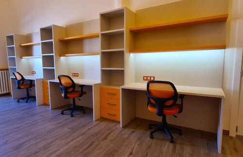 Apartaments Vicus 3 con vistas a la Plaza Mayor de Vic - Photo 8