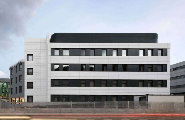 Livensa Living Studios San Sebastián - Photo 18