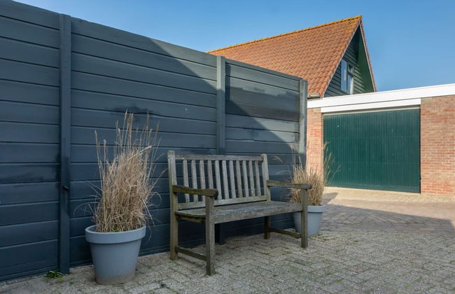 Pet-friendly Escape by the Sea - Photo 6